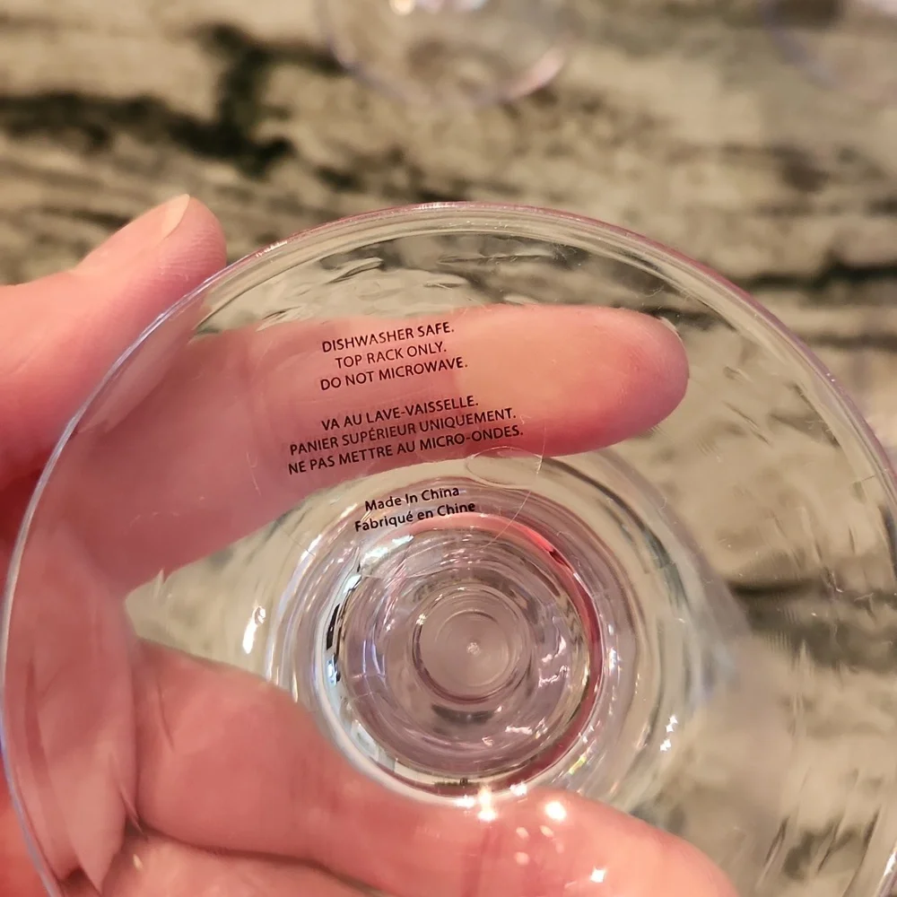 Margarita Glasses, Outdoor Clear Plastic, Lot of 4 - Picture 9 of 9